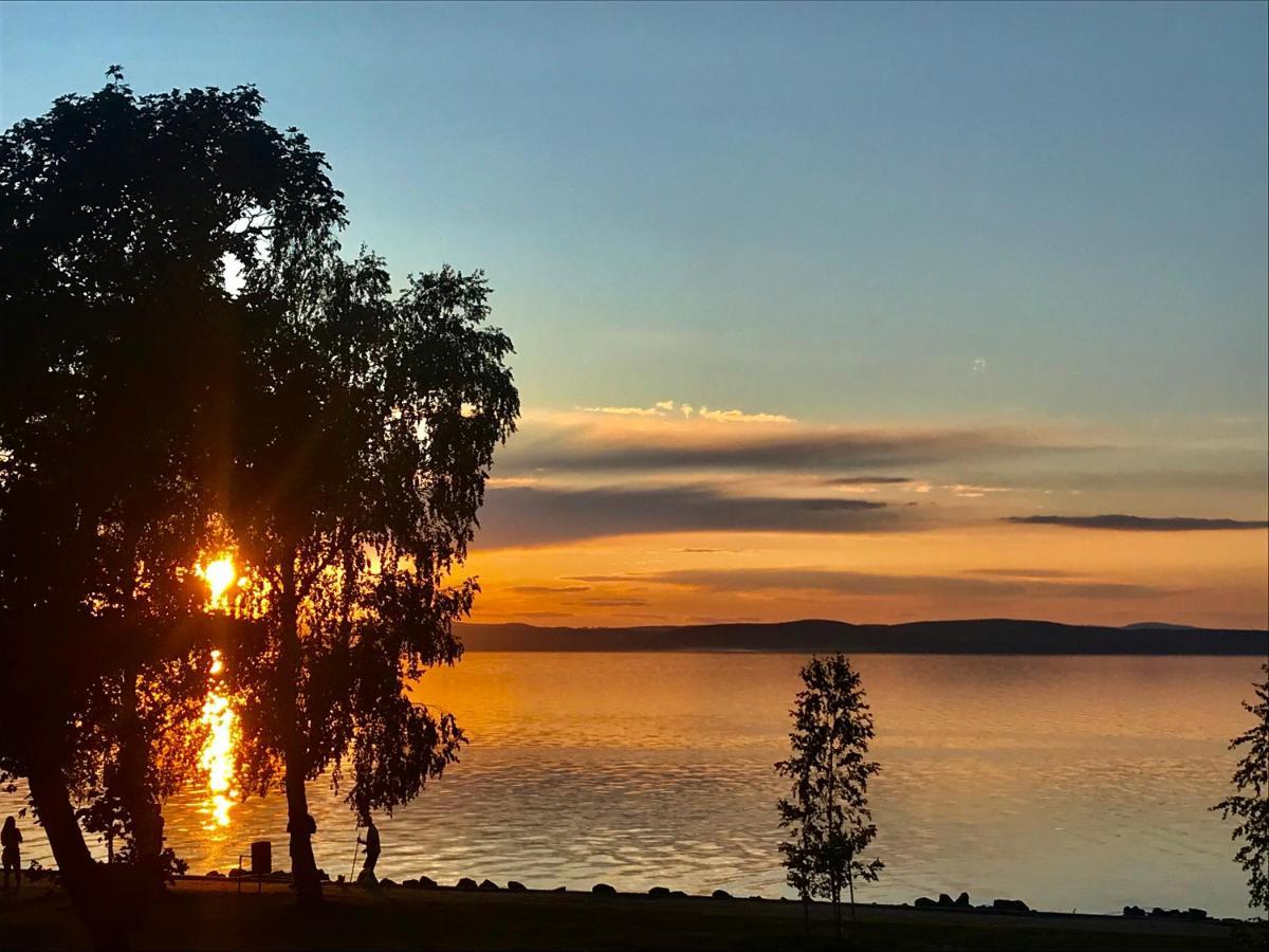 Balaton Beachside N2 Апартаменти Шіофок