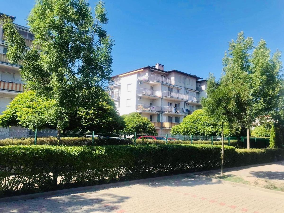 Balaton Beachside N2 Апартаменти Шіофок