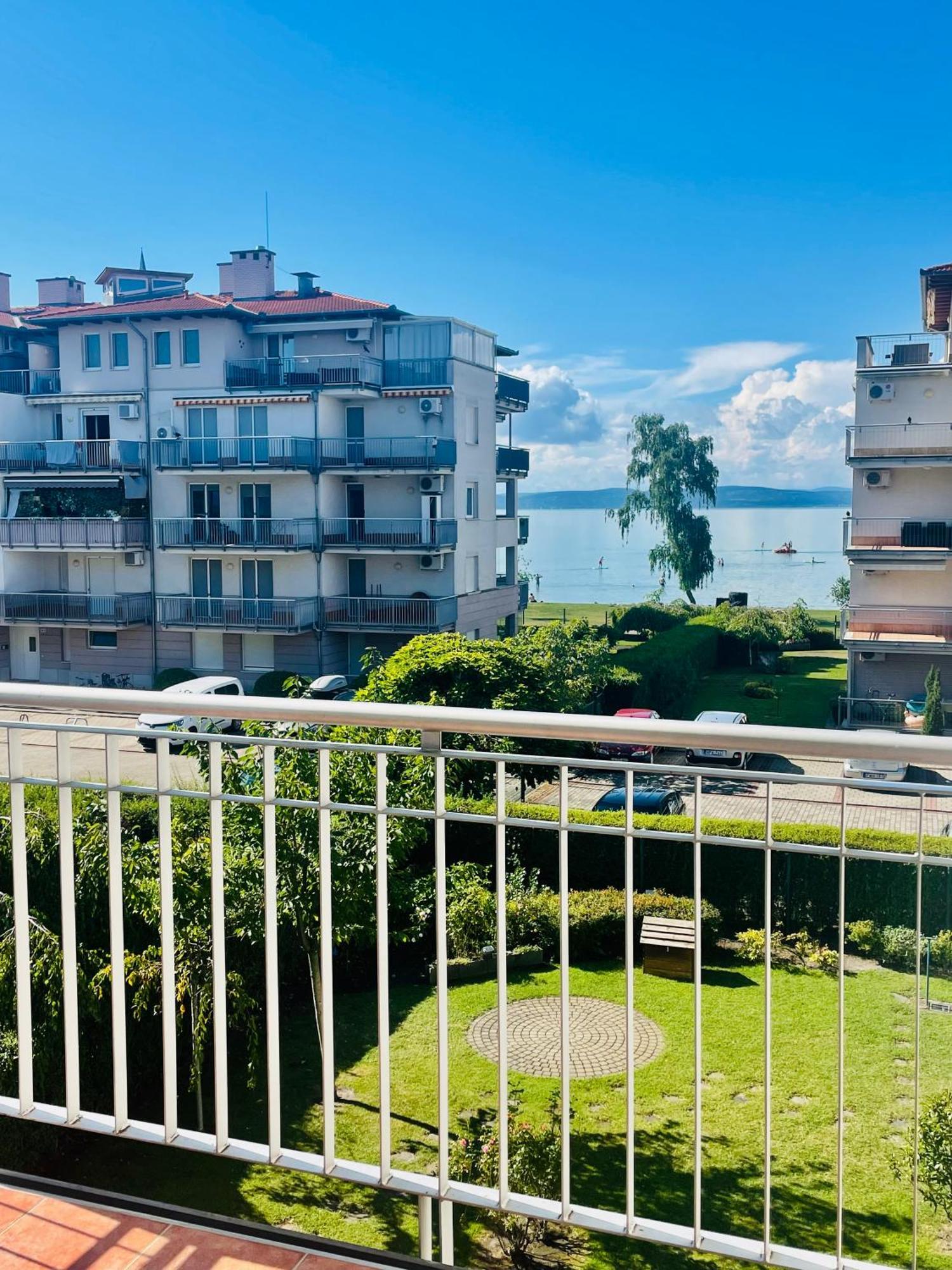Апартаменти Balaton Beachside N2 Шіофок