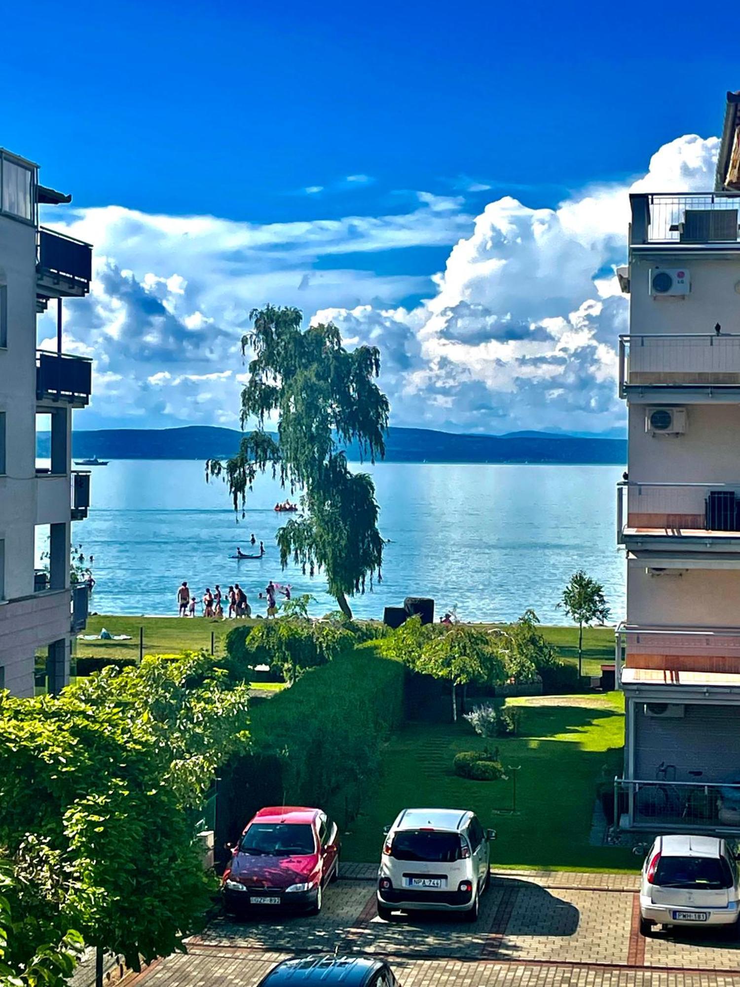 Апартаменти Balaton Beachside N2